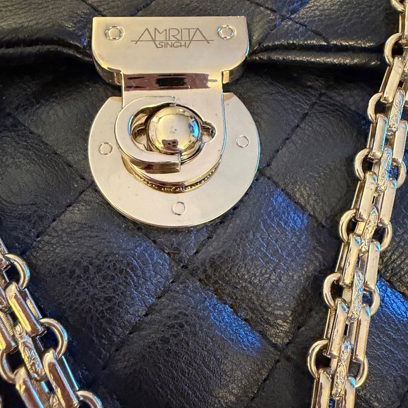 Amrita Singh Classic Flap with Champagne Gold Hardware - Picture 4 of 9